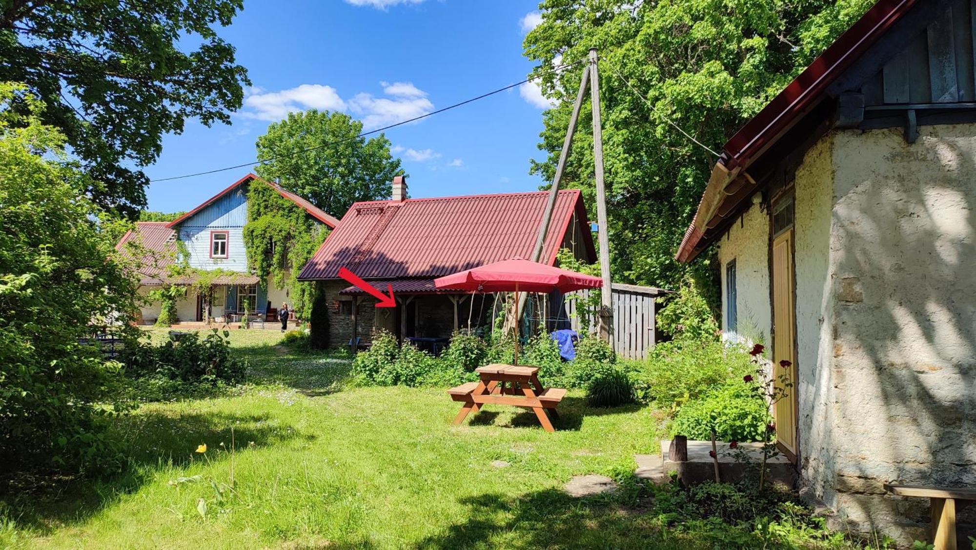 Viini Puhkemaja Guest House Mustjala Bagian luar foto