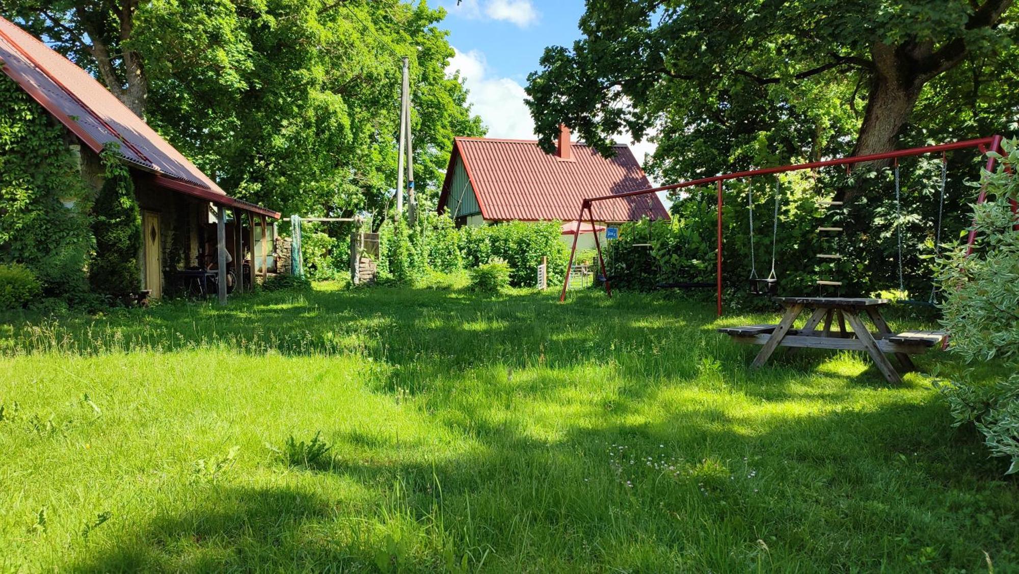 Viini Puhkemaja Guest House Mustjala Bagian luar foto